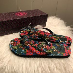 tory burch flip flops